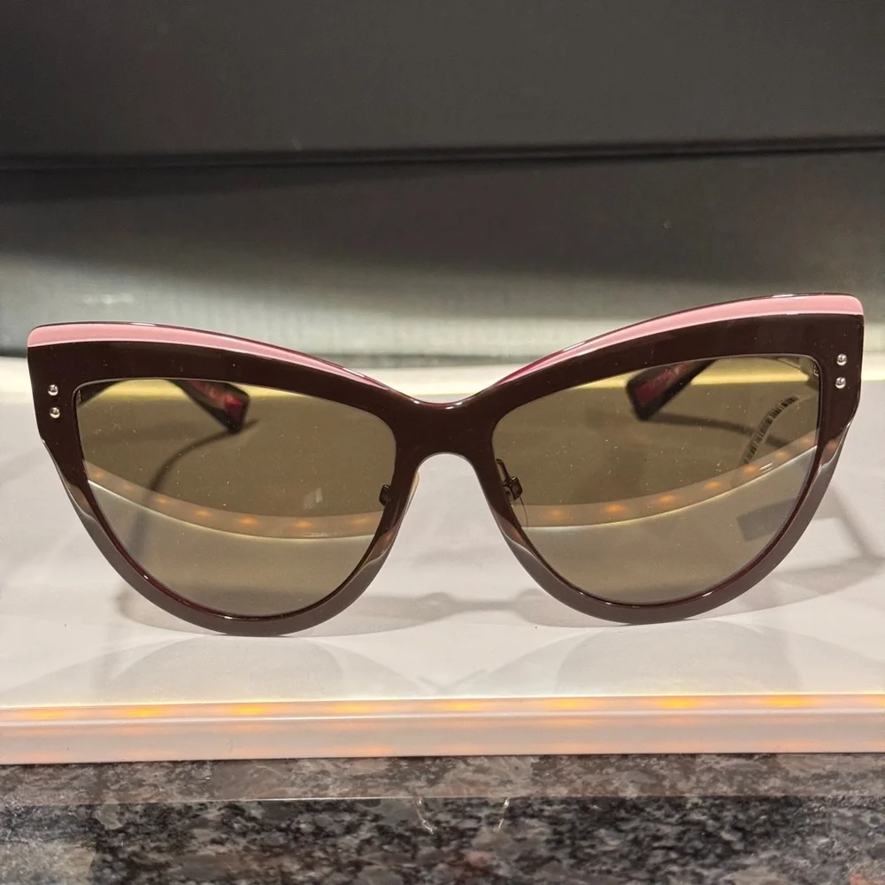 Dior Stylish Pink and Brown Sunglasses - Picture 1 of 4